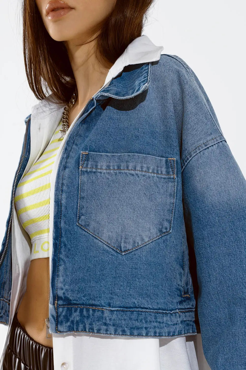 Cropped Denim Jacket with zipper closure and hand painted print at the back - Coats and Jackets