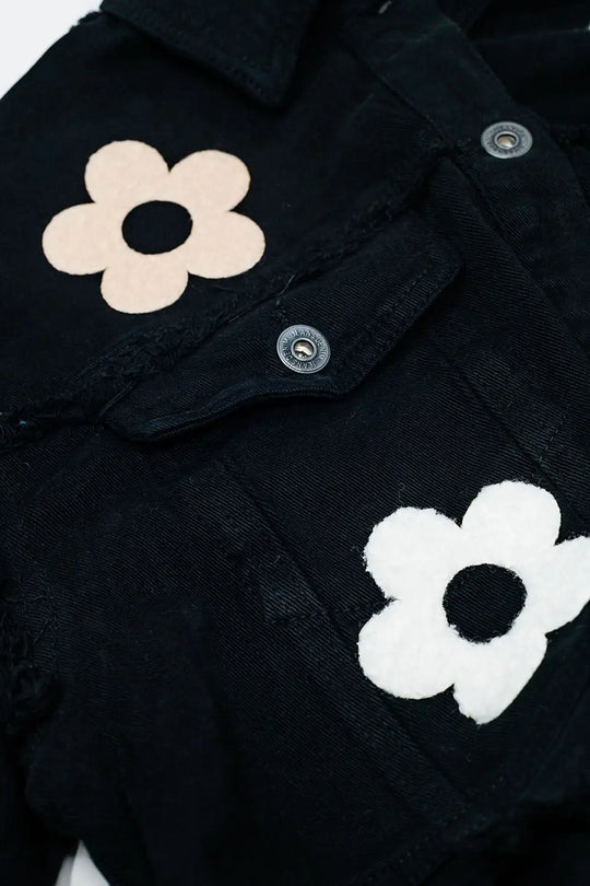 Cropped Jacket With Chest Pockets and Flower Details in black - Coats and Jackets
