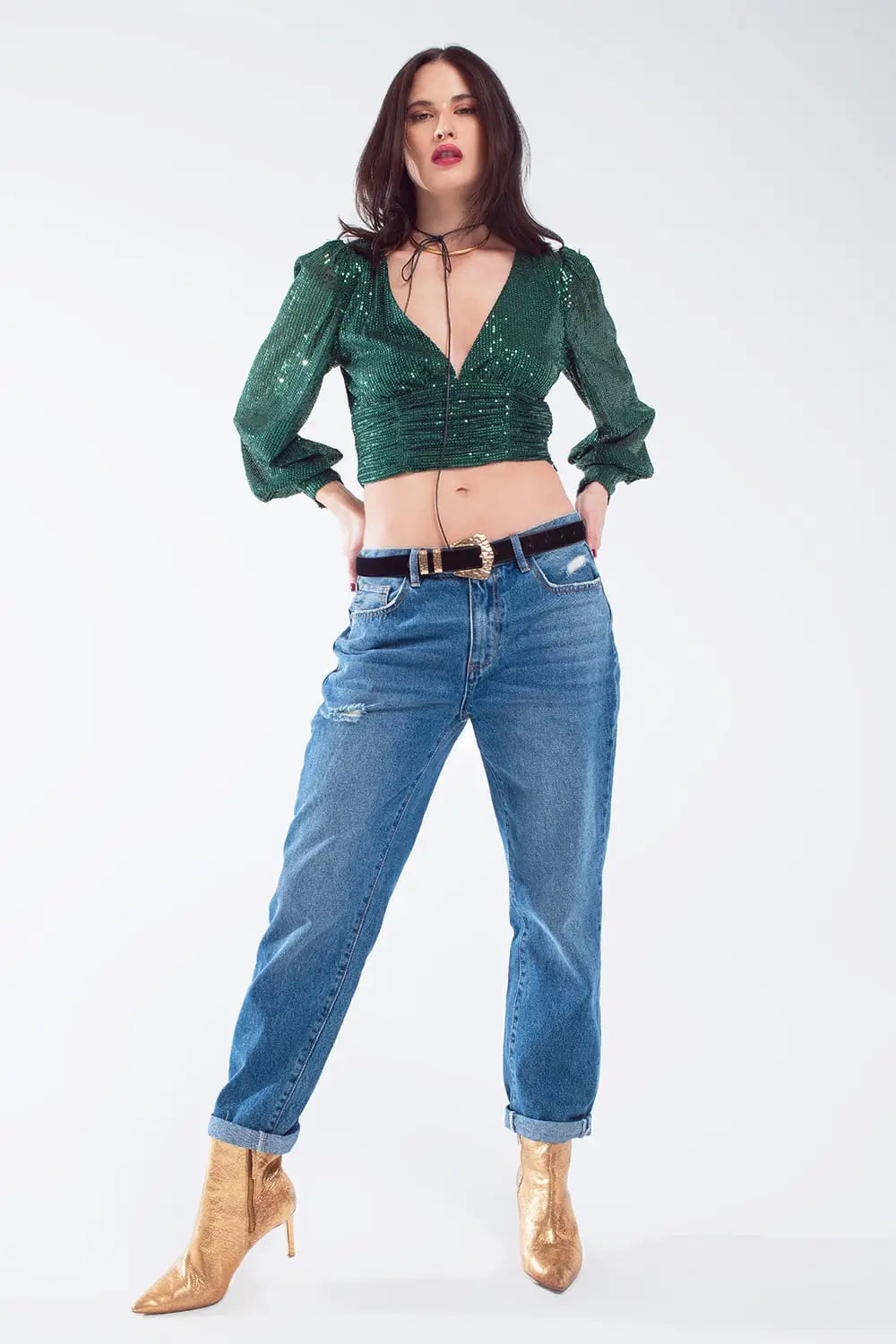 Cropped long Sleeve Sequin Top With V-neck and Rouched Design in Green - Tops