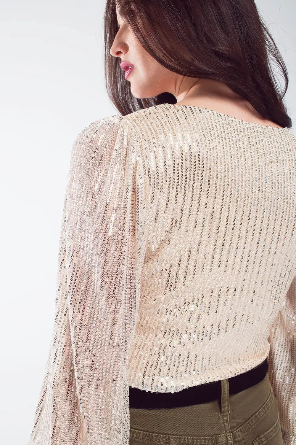 Cropped long Sleeve Sequin Top With V-neck and Rouched Design in Pearl White - Tops