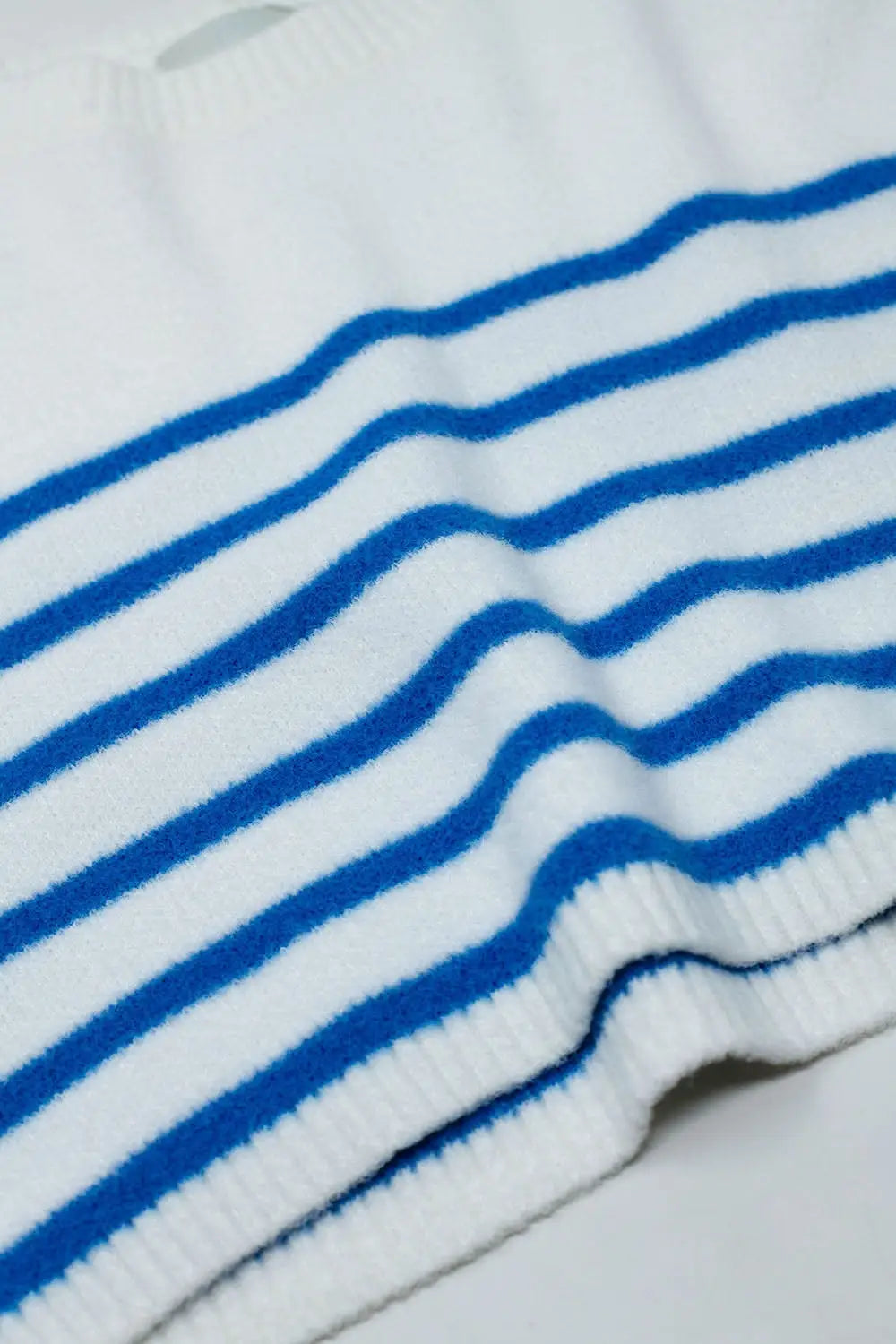 Cropped sweater with stripes and boat neck - Sweaters