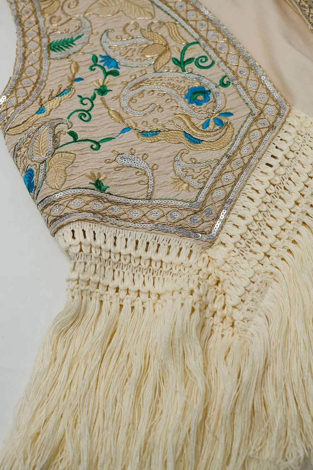 Cropped Vest With Floral Details And Fringe Trim At Bottom - Shirts