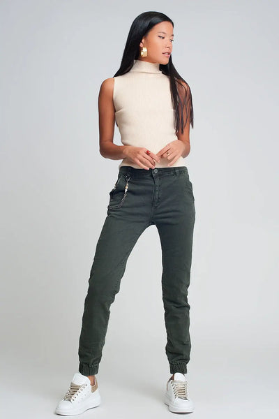 Cuffed utility pants with chain in khaki - Jeans