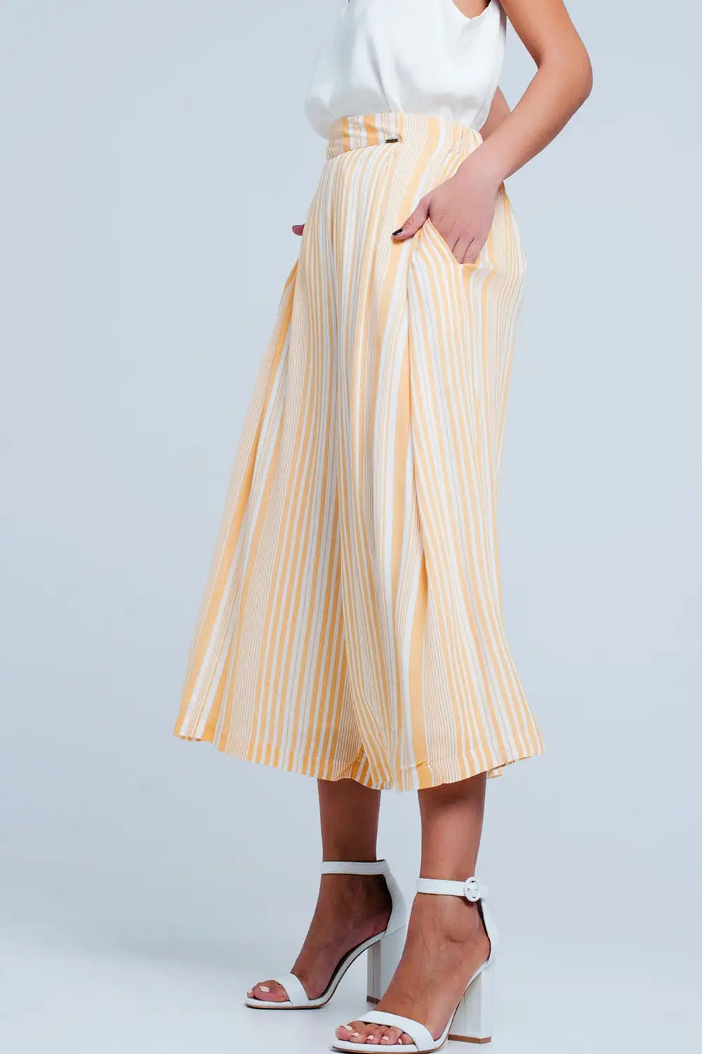 Culottes in yellow stripe - Pants