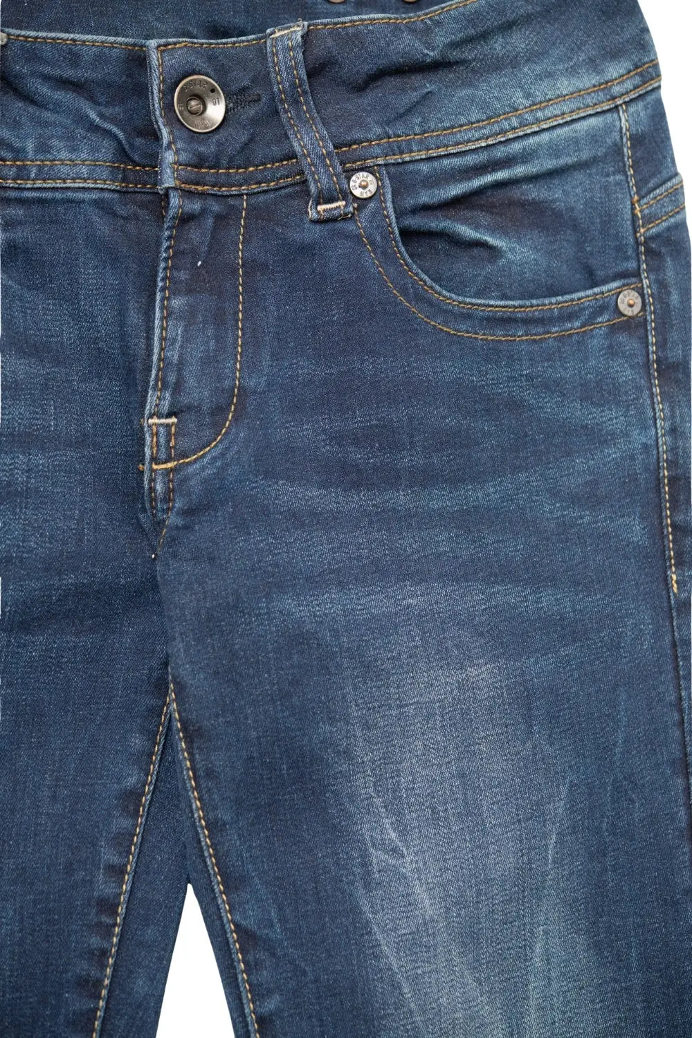 Dark Wash Jeans Distressed at the Knee - Jeans