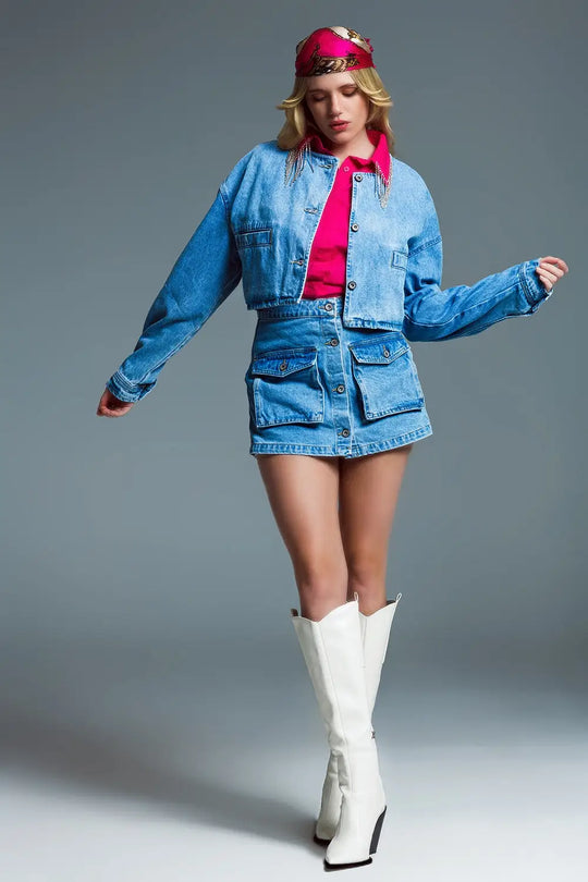 Denim cargo mini short with front buttoning in light wash - Jeans