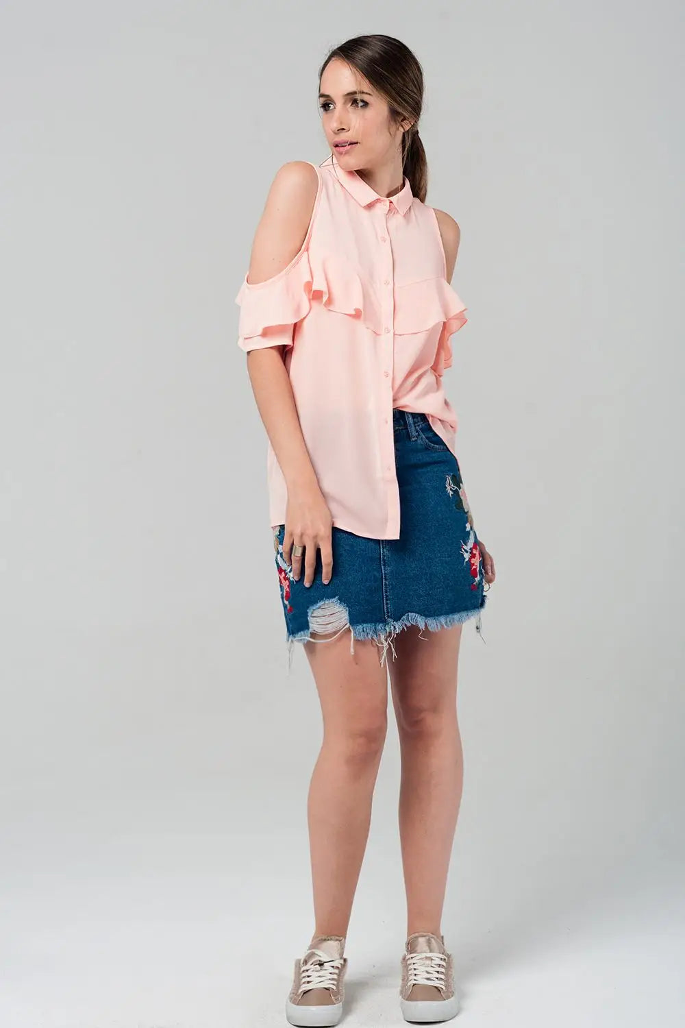 Denim mini skirt with embroidered flowers - Skirts