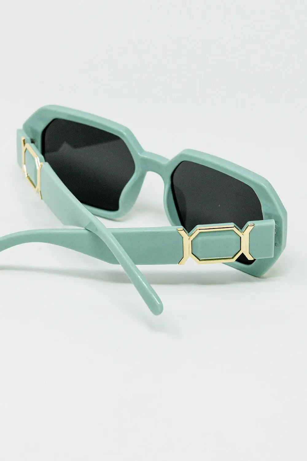 Diamond-Shaped Sunglasses with light Emerald Lenses - One Size / Green