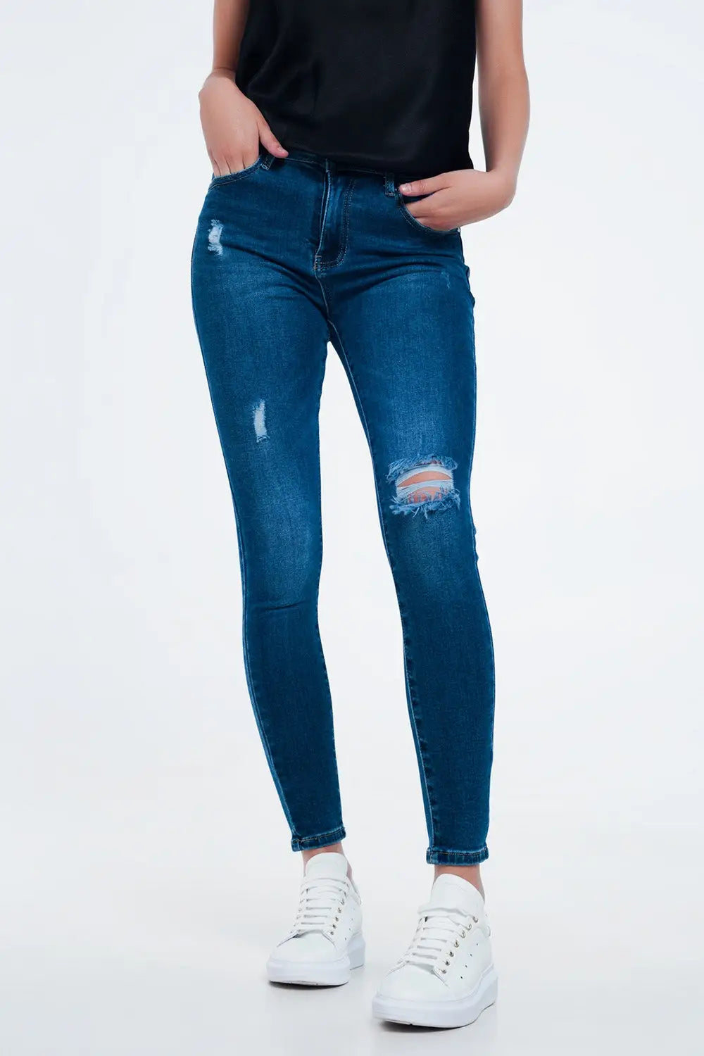 Distressed skinny fit jeans in mid wash - Jeans