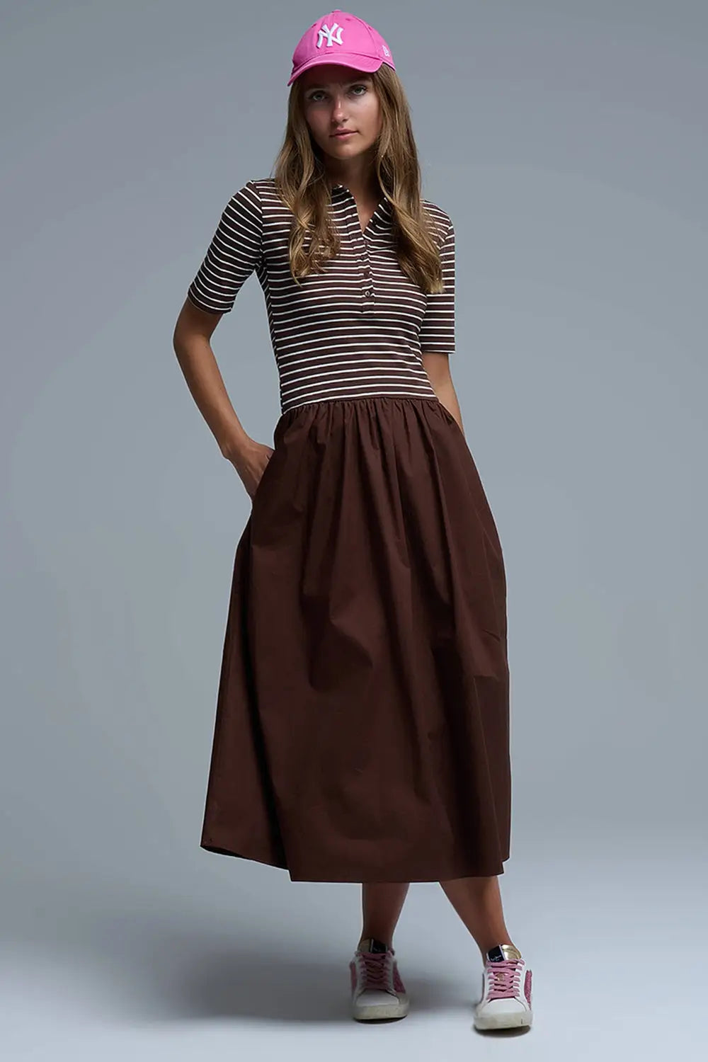 Q2 Dress With Polo Striped Top and Poplin midi Skirt in Brown