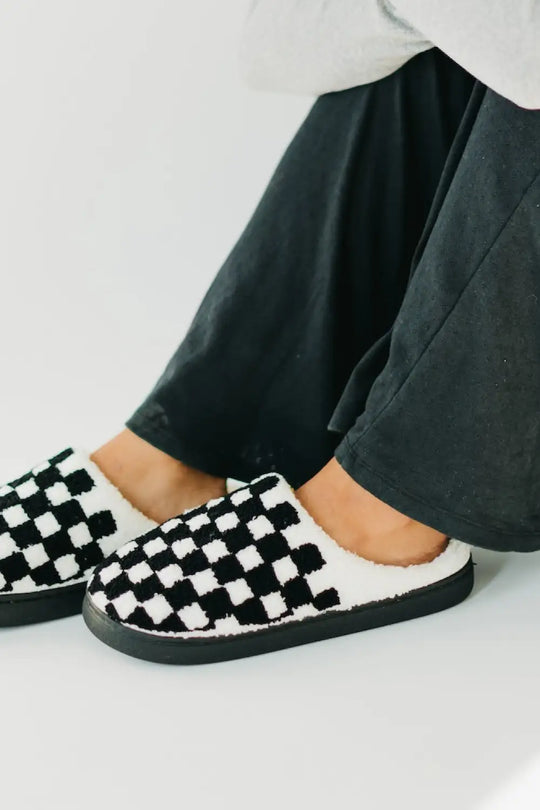 CURE x Beyond Type 1 Checkered Slippers - Large - Slippers
