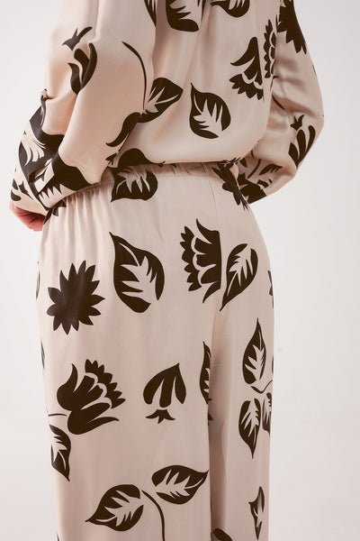 Elasticated super wide leg pants in creme