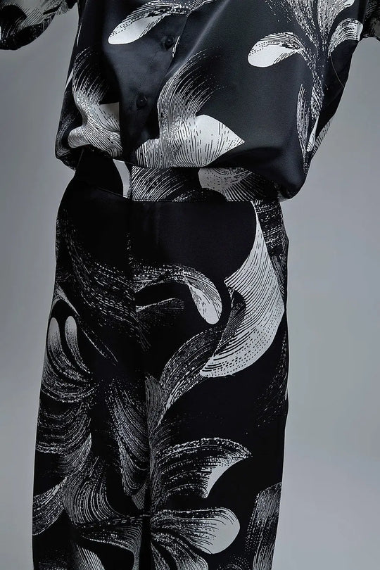 Elegant Printed Black Wide-Leg Pants in satin fabric - Pants