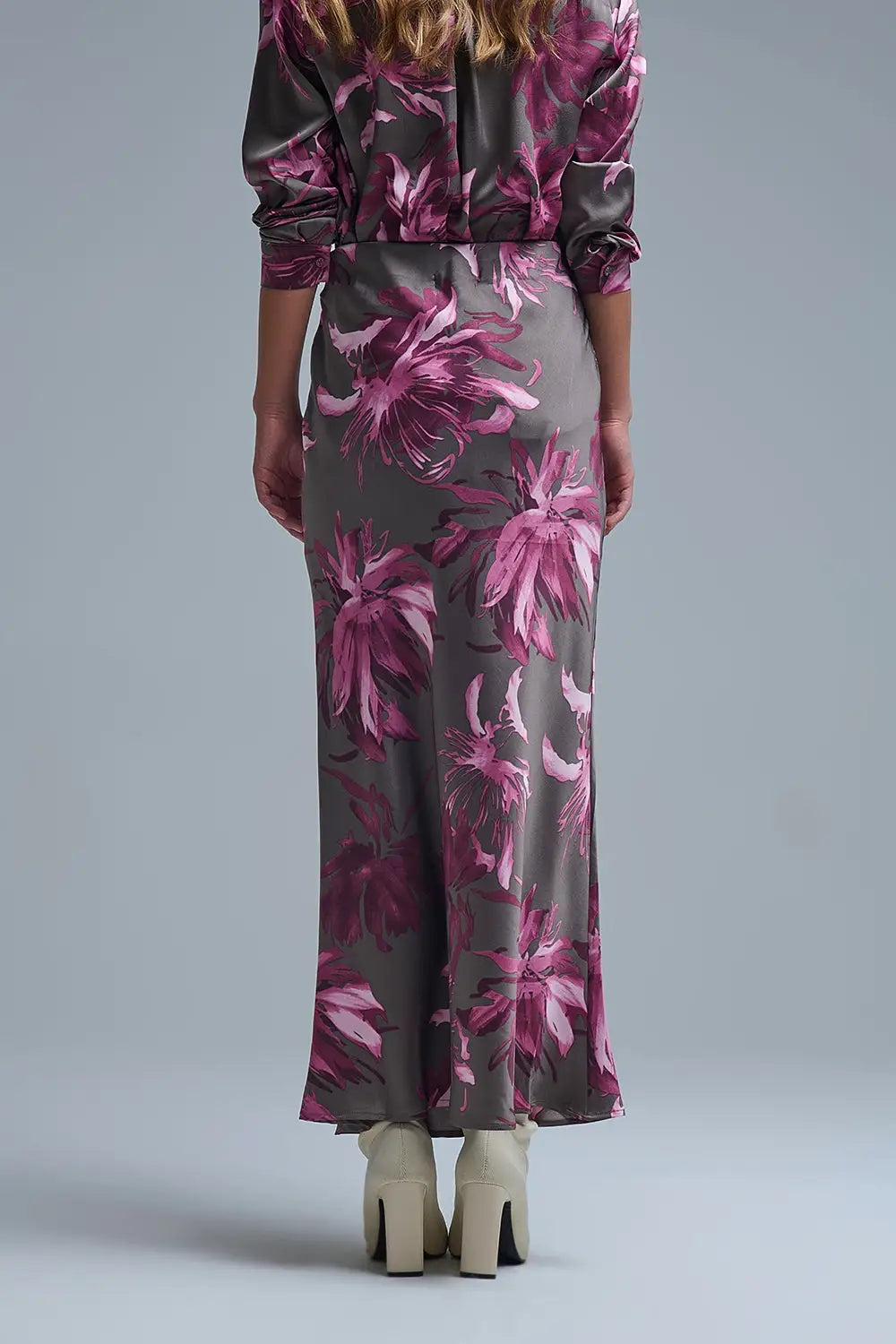 Élégante jupe midi à fleurs en satin gris - Jupes