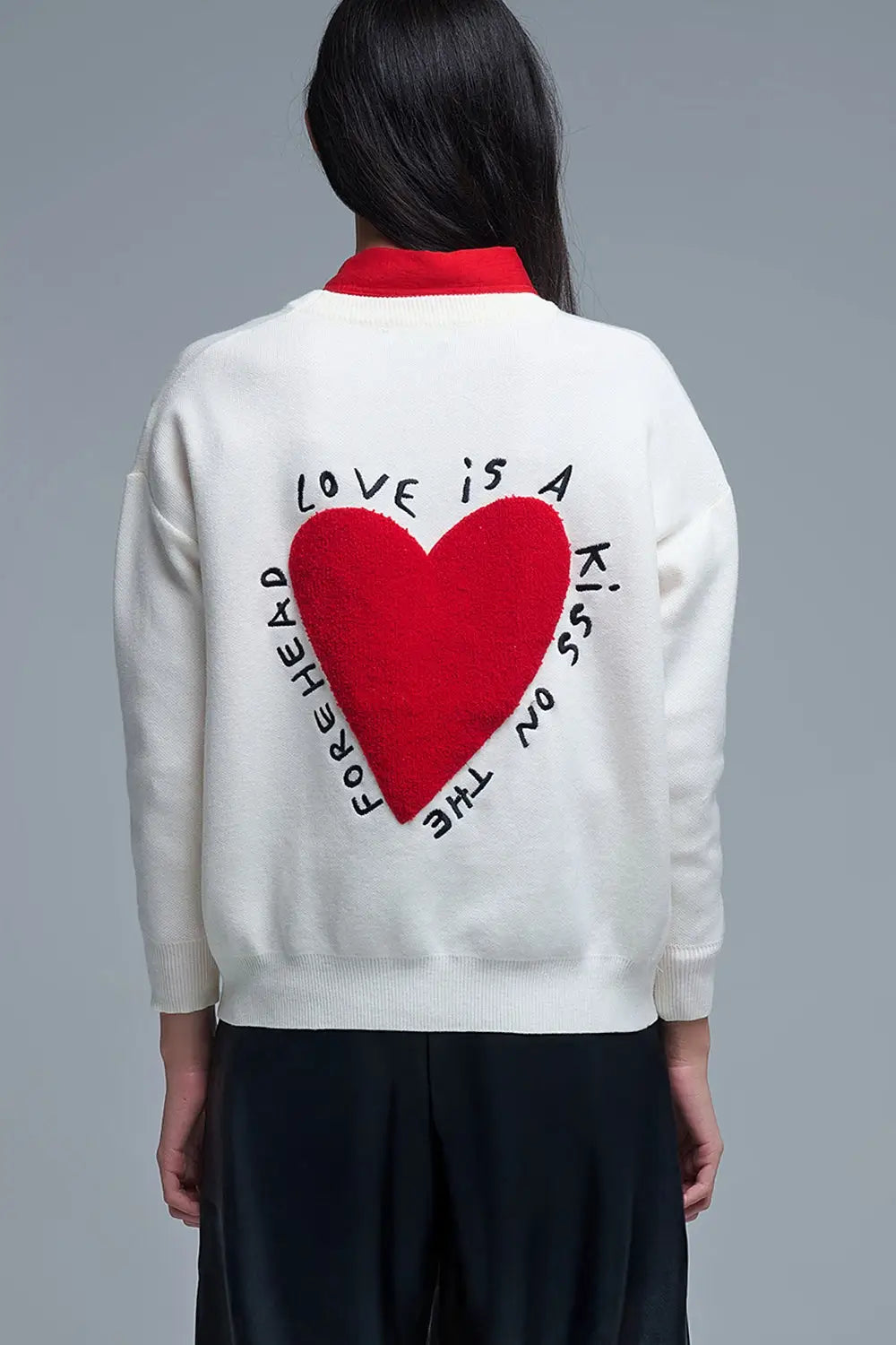 Embroidered Heart knitted Sweatshirt With Text in Cream - One Size / White - Sweaters