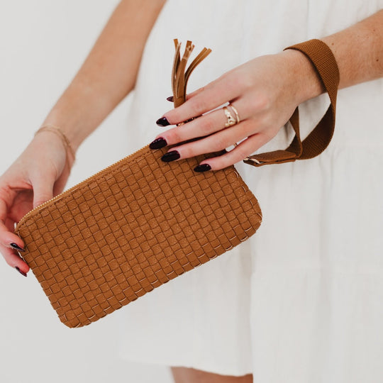 Emma Woven Clutch Wristlet - MELISSA JEAN