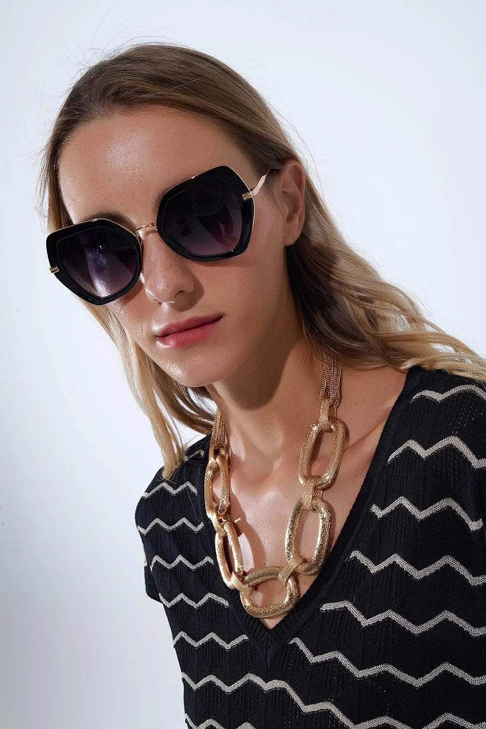 Q2 Extra Large Hexagonal Cat Eye Sunglasses in Black