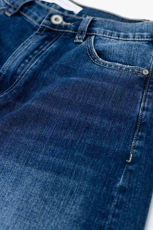 Extra wide leg jean in dark wash - Jeans
