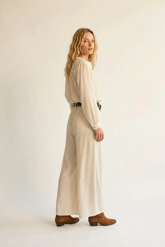 Extra-wide pants in a lightweight and shiny fabric - Pants