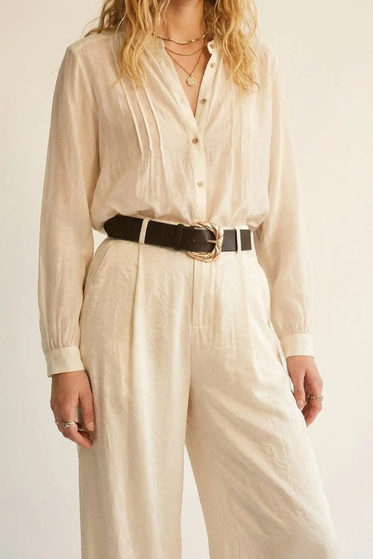 Extra-wide pants in a lightweight and shiny fabric - Pants