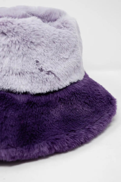 Faux fur bucket hat in purple - One Size / Purple