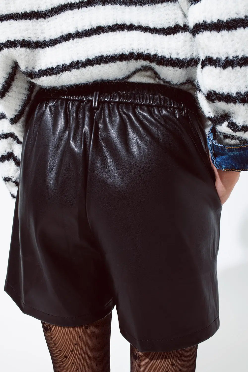 Faux leather oversized shorts with pleat down the front and pockets in black - Pants