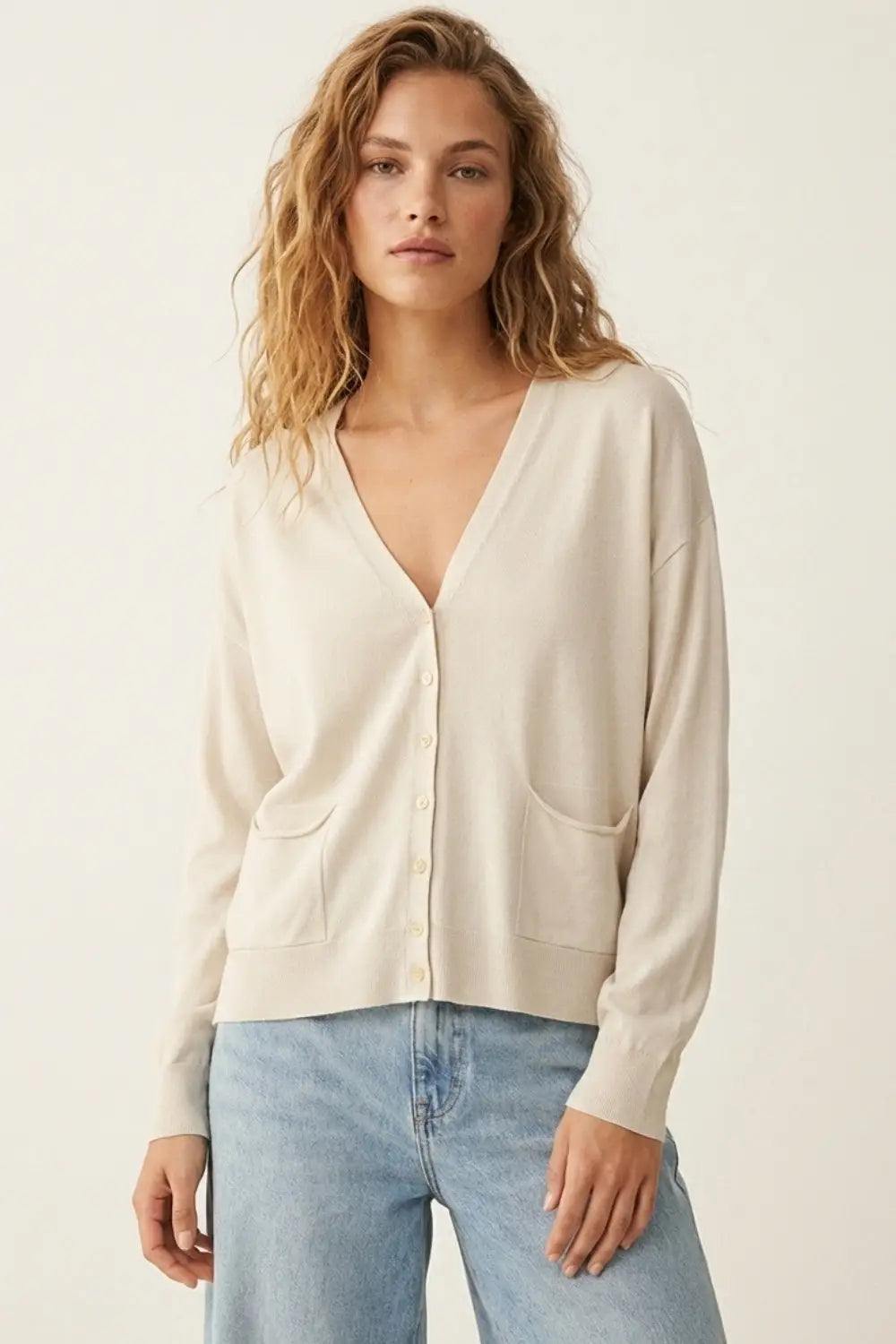 Fine Knit Cardigan with Front Pockets in beige - One Size / Beige