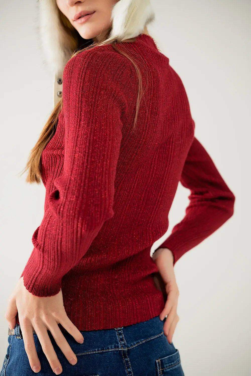 Fitted ribbed sweater in maroon with silver thread detail - Sweaters