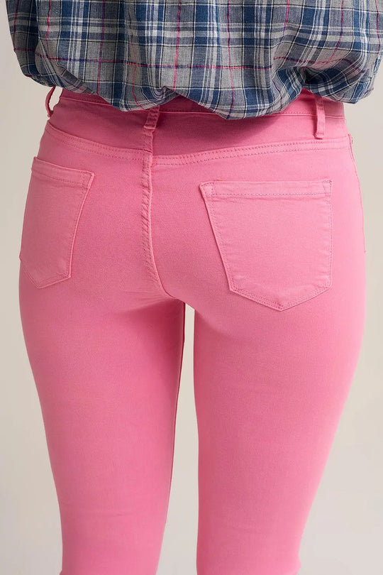 Flare jeans with raw hem edge in bubblegum pink - Jeans