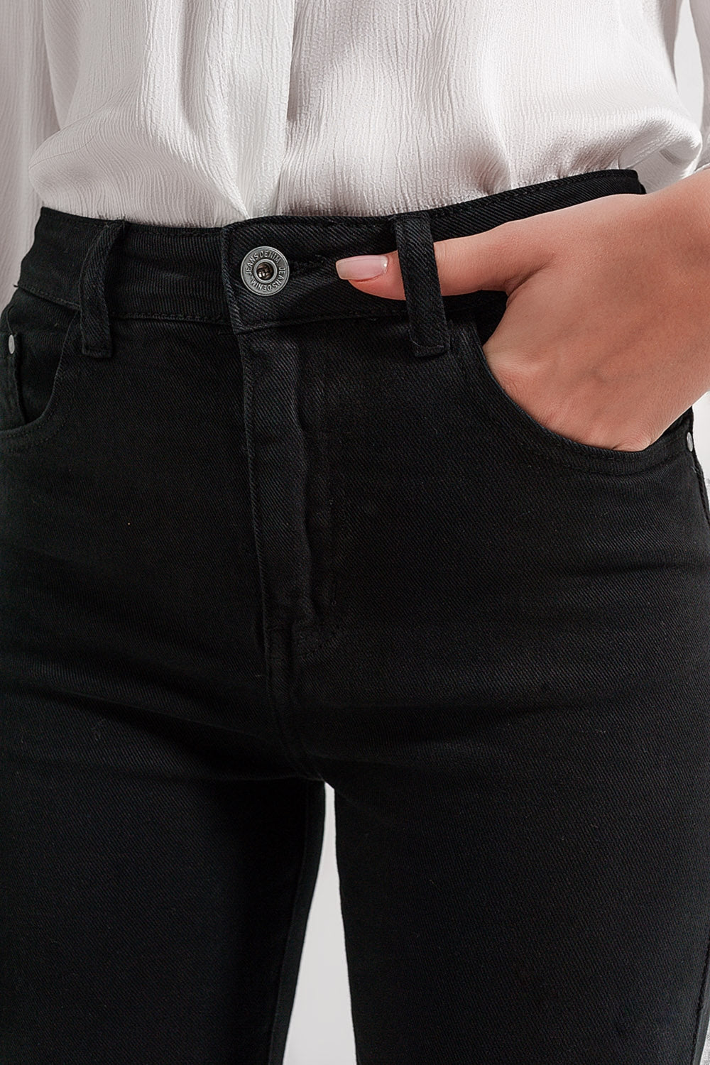 Flared jeans in black