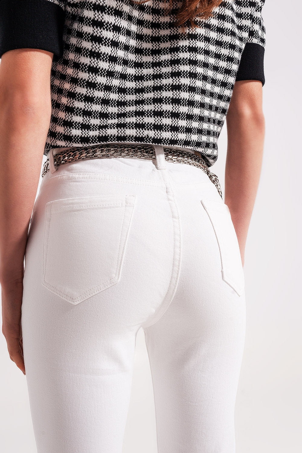 Flared jeans in white