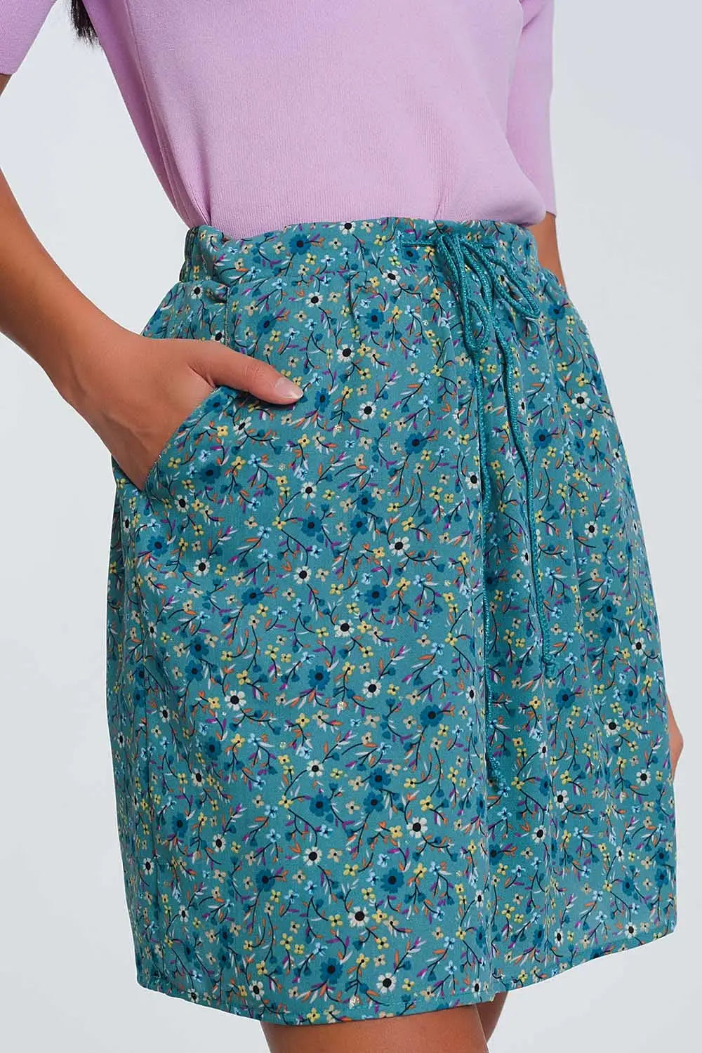 Floral mini skirt in green - Skirts