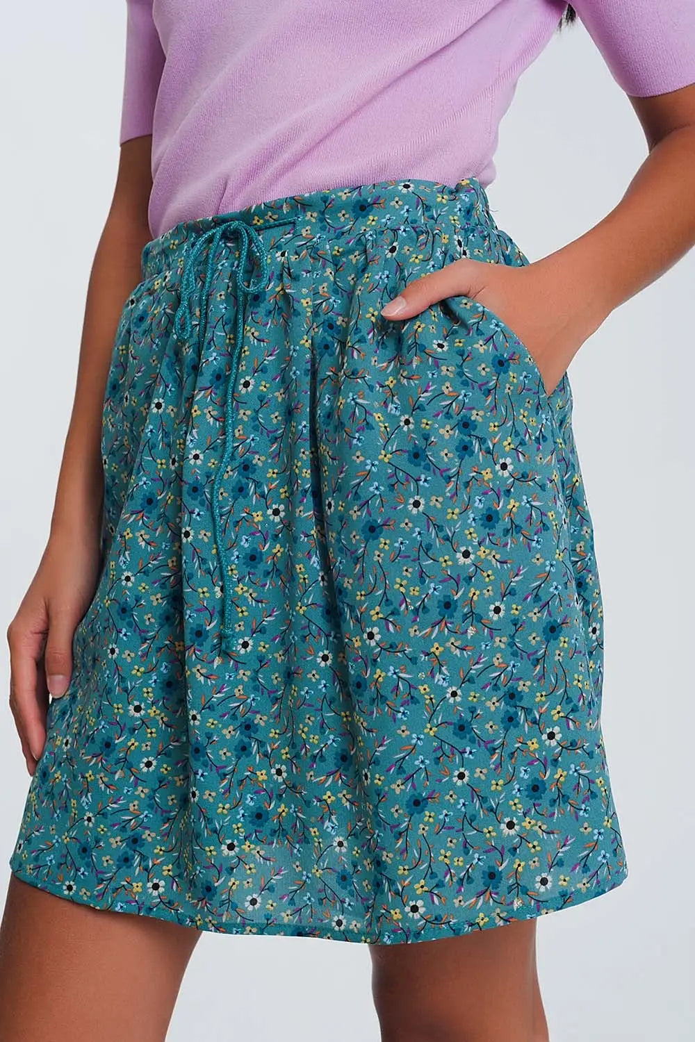 Floral mini skirt in green - Skirts