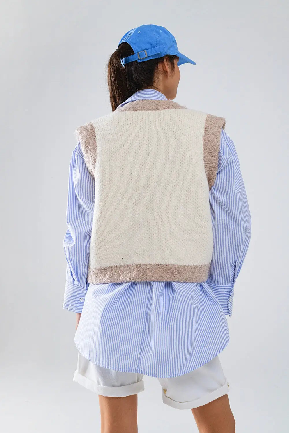 Flower Embroidered Knitted Vest in Ecru - One Size / White - Sweaters