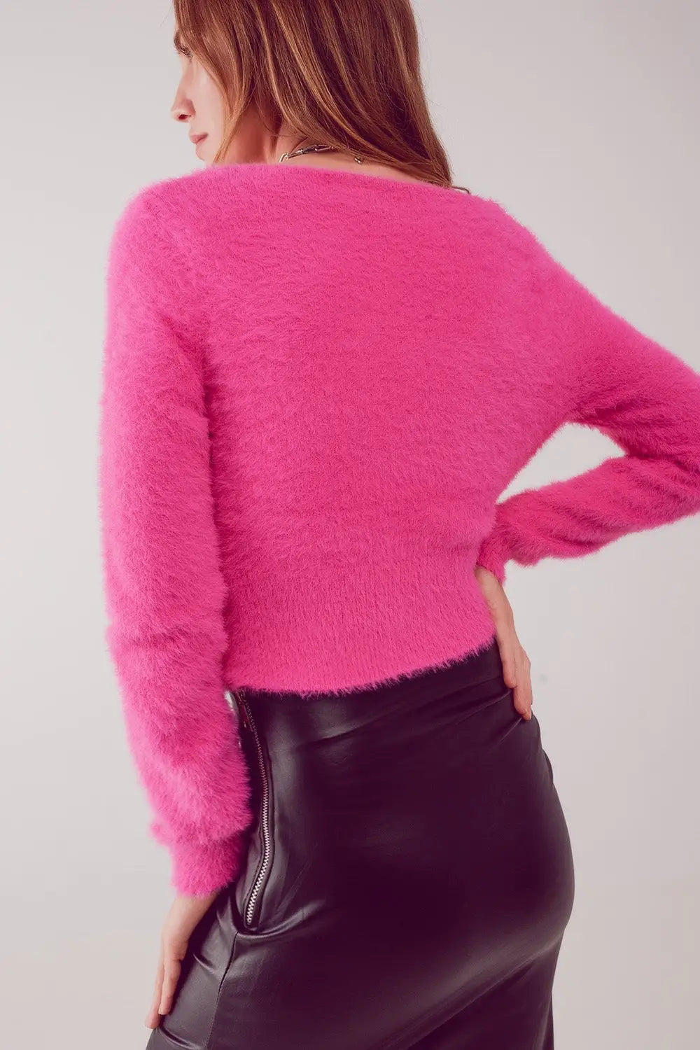 Fluffy v neck knit jumper in fuchsia - Sweaters