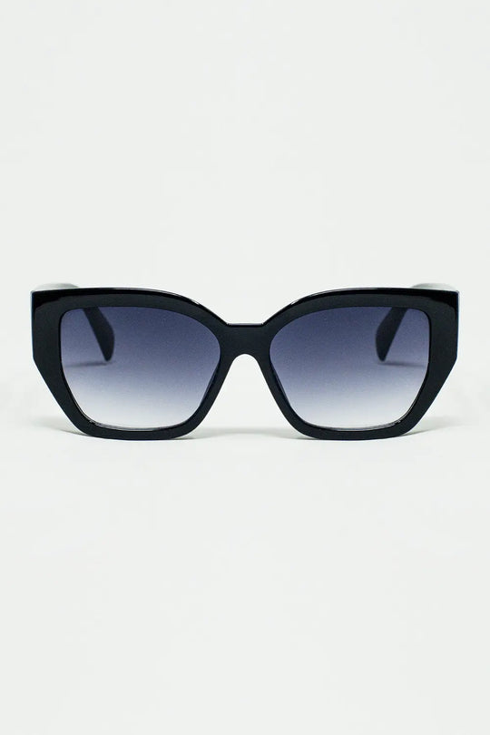 Q2 geometric thick black sunglasses with gradient lens