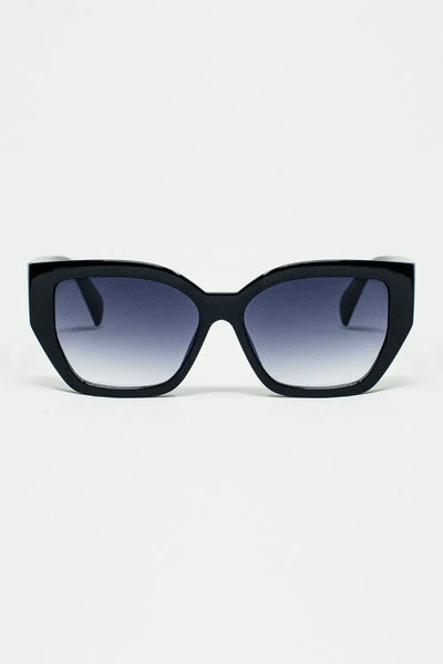 Q2 geometric thick black sunglasses with gradient lens
