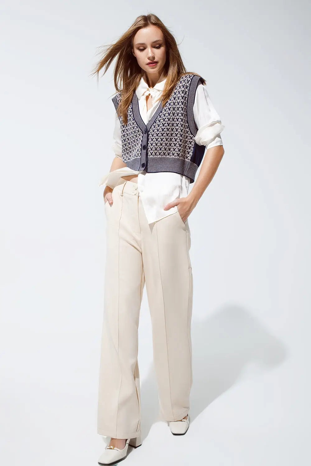 Gilet croisé en tricot avec bordures en côtes en bleu - One Size / bleu - Pulls