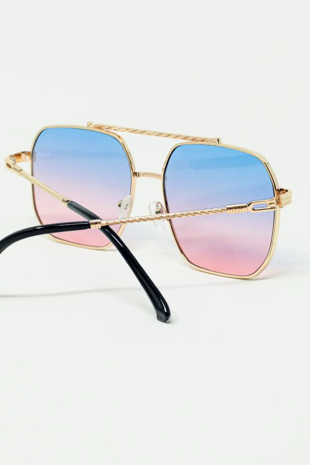 gold square frame sunglasses in ombre light blue with pink - One Size / Pink