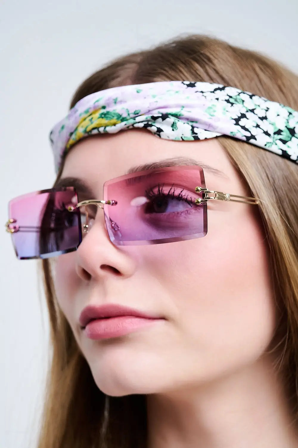 Q2 Gold Thin Rimless Square Sunglasses with Purple to Pink Gradient Lenses