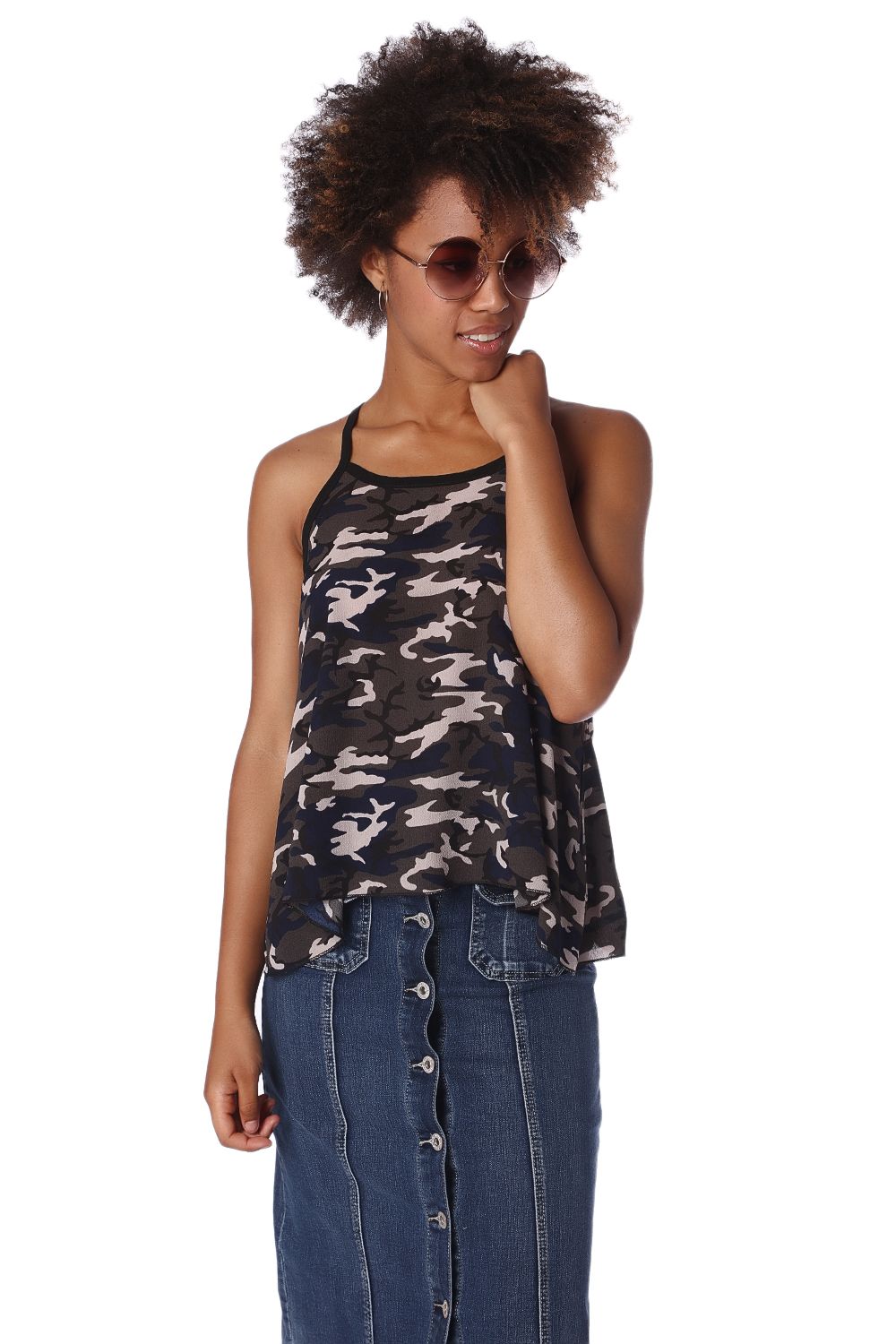 Q2 Gray camo print dip hem top