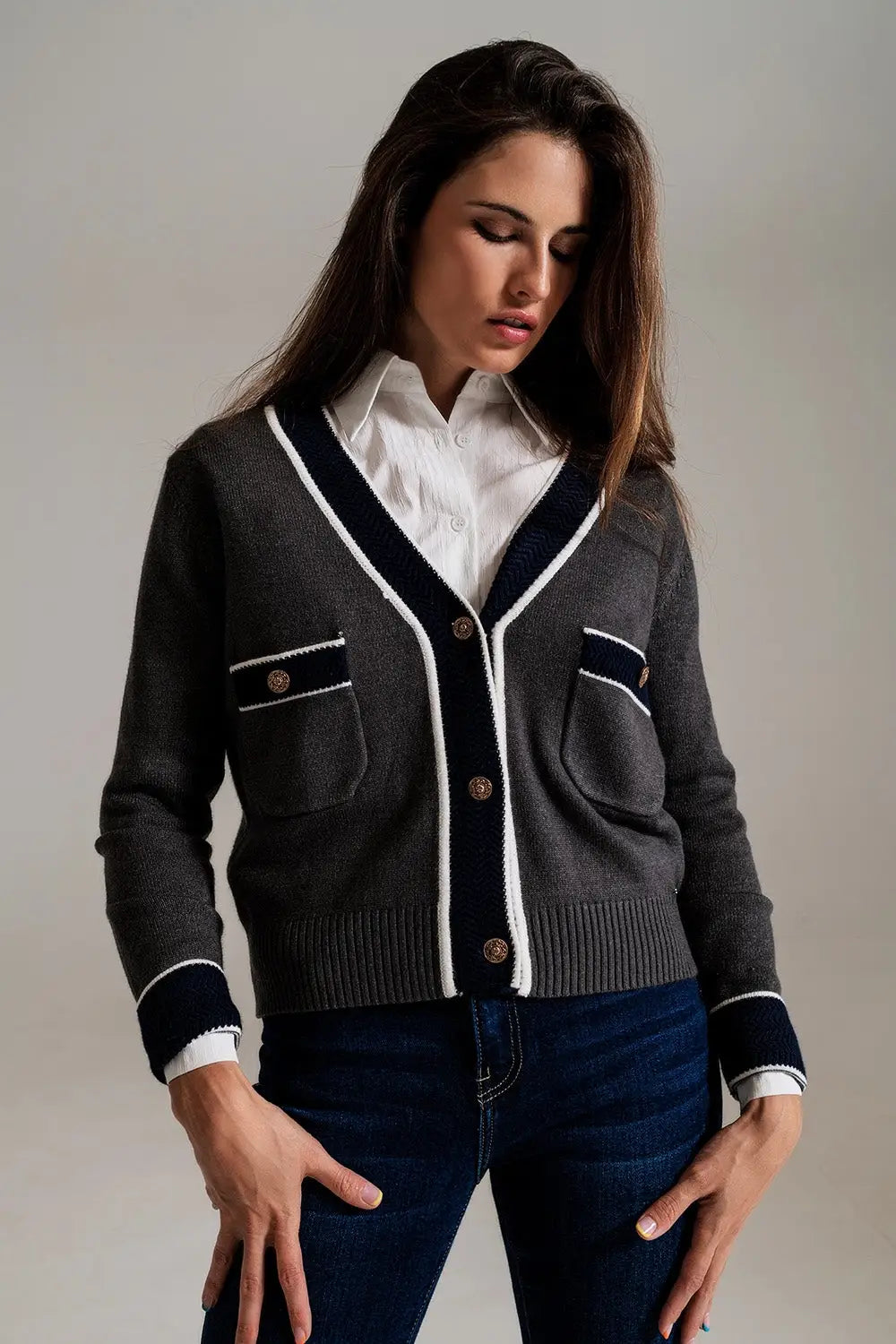 Gray cardigan with pockets and channel style - Sweaters