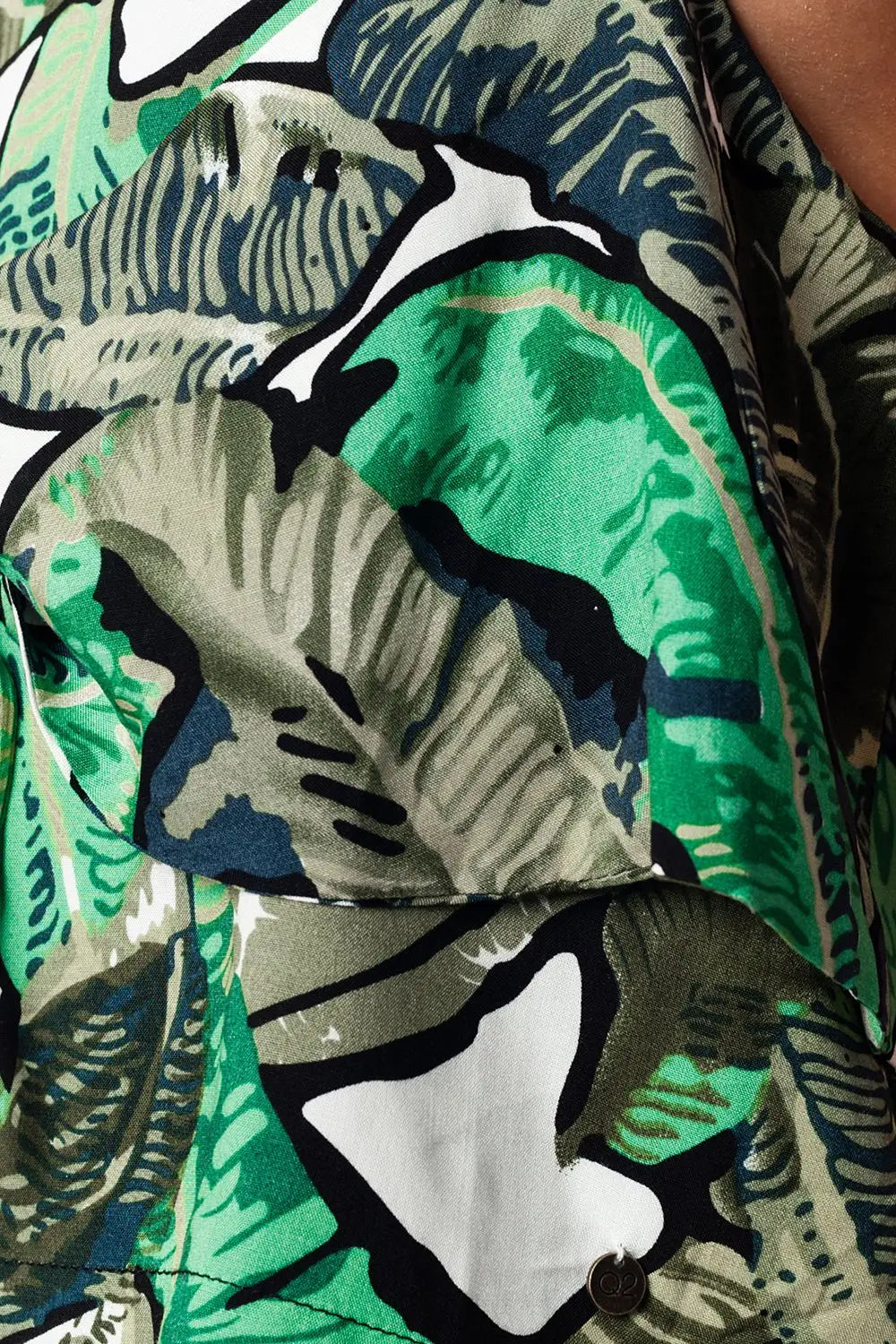 Green crop top with leaves print - Shirts