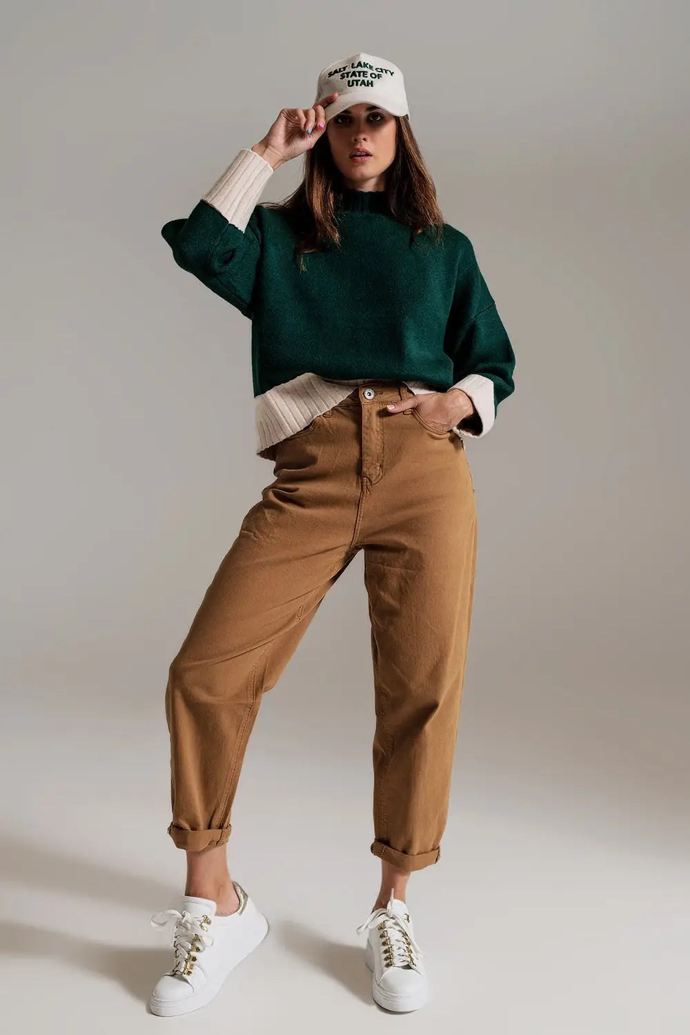 green jumper with white ribbed cuffs and hem - Sweaters