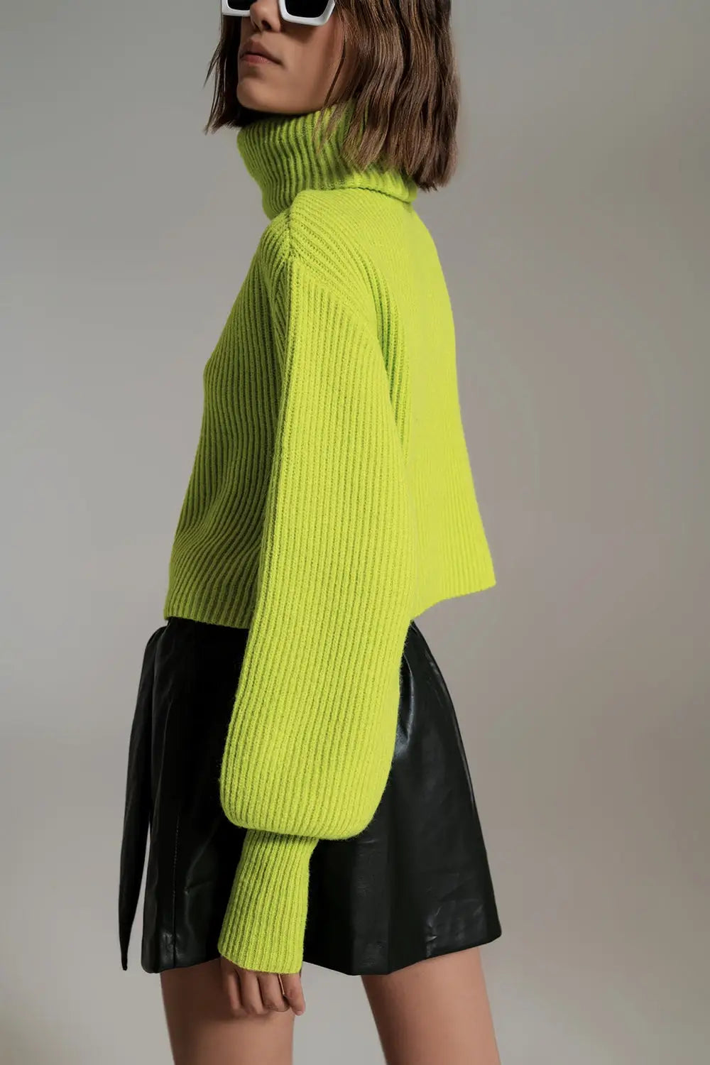 green ribbed knit turtleneck jumper with balloon sleeves - Sweaters