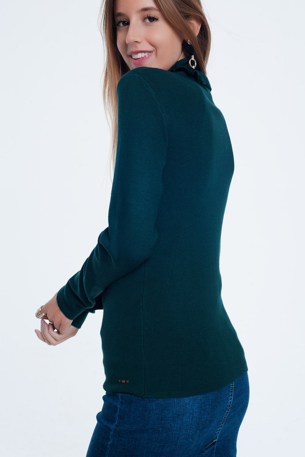 Green turtleneck sweatshirt