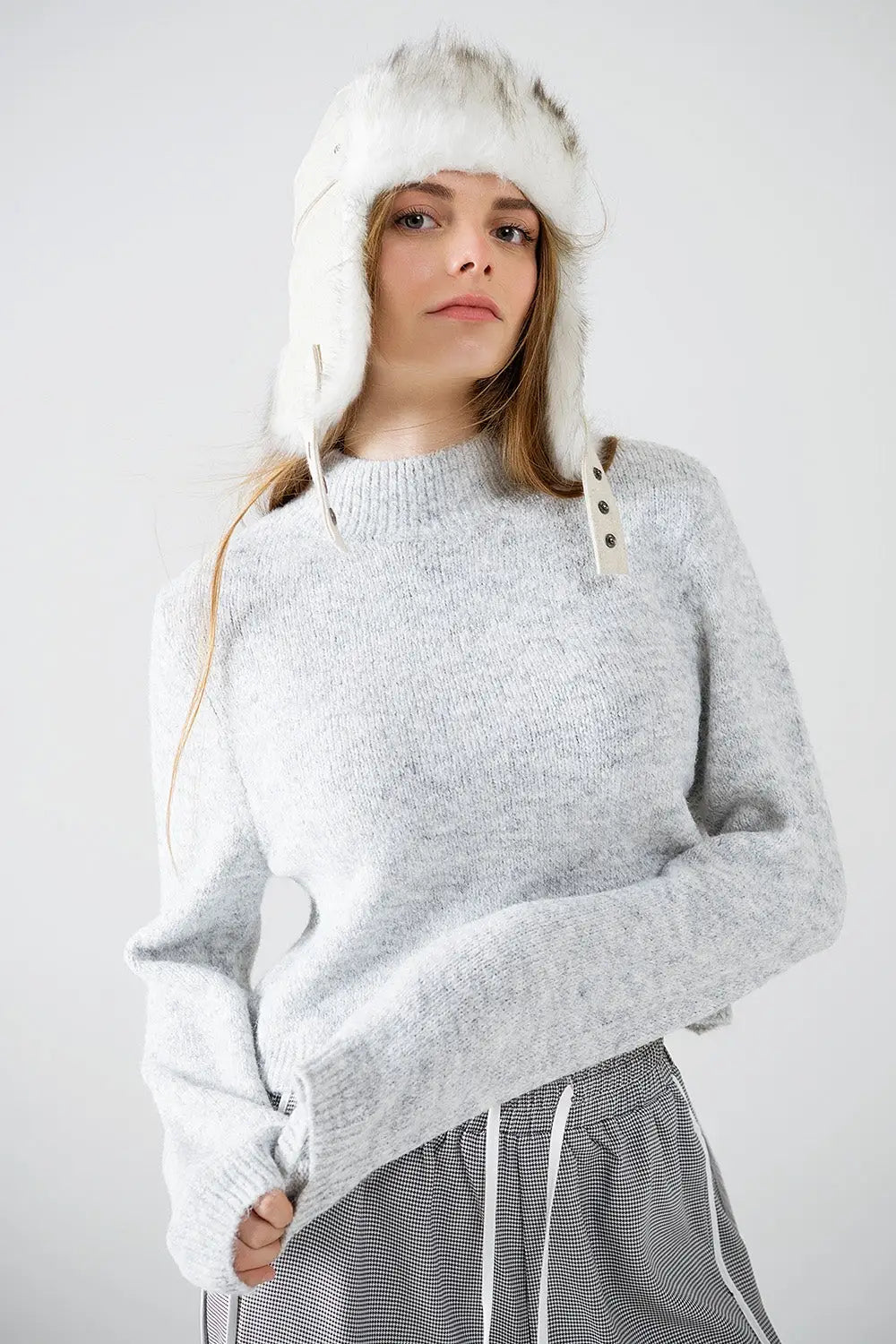 Grey jersey with long sleeves and open back detail - Sweaters