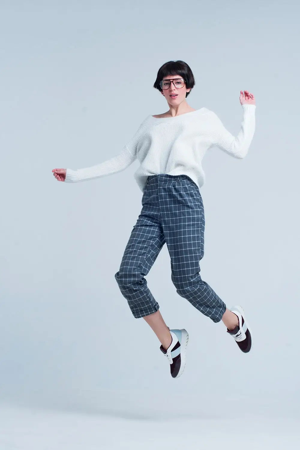 Grey Pants in White check Print - Pants