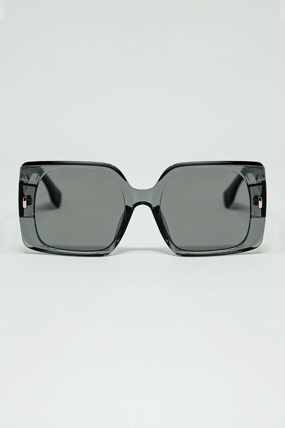 Q2 Grey square sunglasses with gold detail on the side