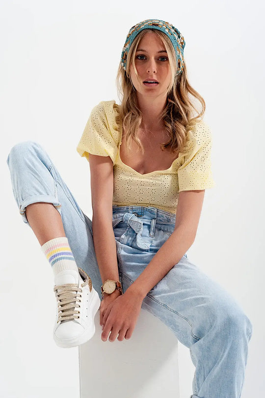 Haut court jaune en tissu batiste et manches bouffantes - Tee-Shirt